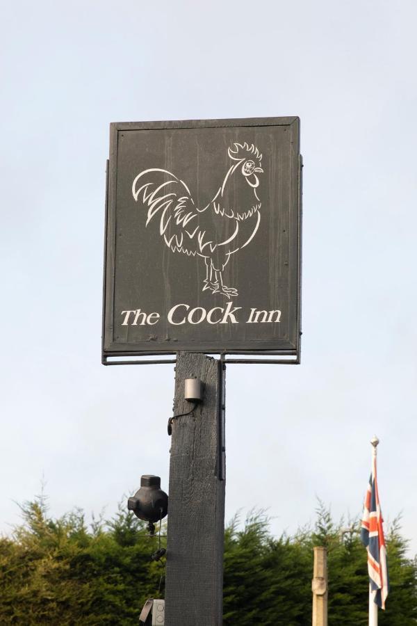 The Cock Inn Hotel Sheering  Exterior foto